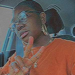 Meet your Posher, Edrina